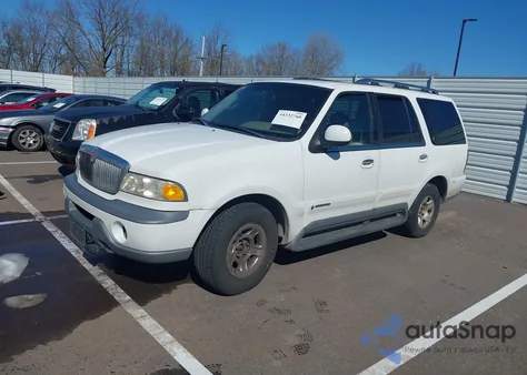 1998 Lincoln Navigator z USA, uszkodzony, nr VIN 5LMPU28L8WLJ12736